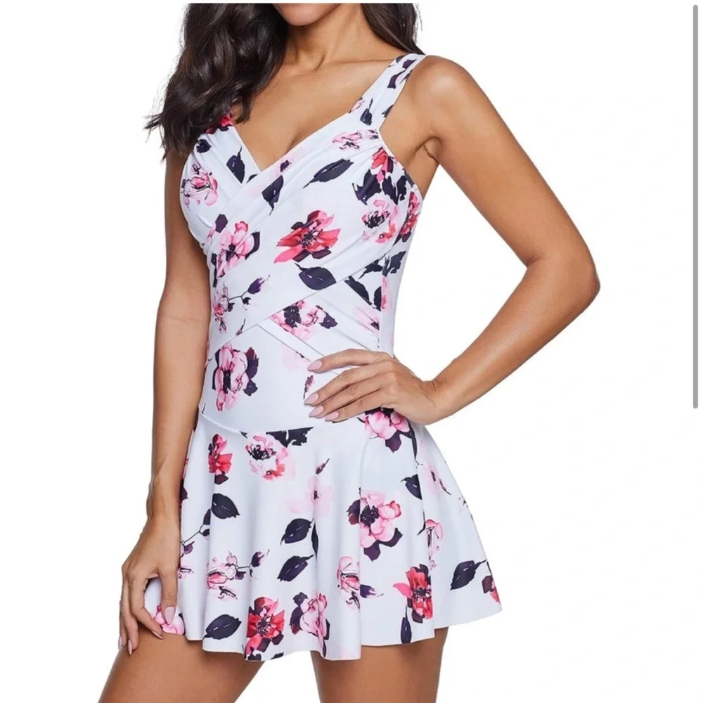 BOUTIQUE | White floral swim dress/swimsuit - Picture 2 of 8